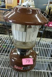 Very Nice Coleman 275 lantern, heavy, pyrex glass