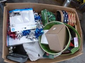 Large box of misc, baskets, wood bowls, night light, shells, pebbles