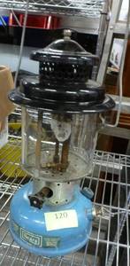 Nice condition vintage Sears lantern with pyrex glass