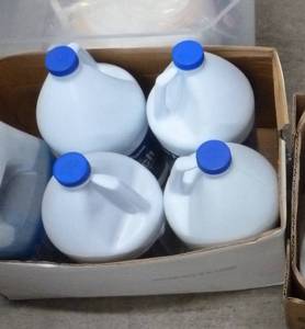 FOUR gallon bottles of Bleach
