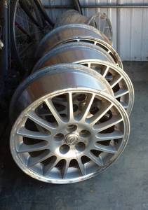 Set of 4 wheels off a Chrysler Sebring
