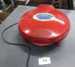 Microwave and Quesadilla maker - both work
