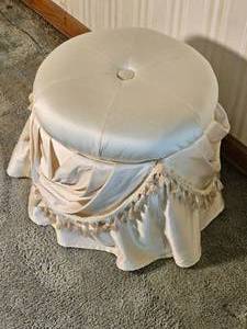lot 112 image: Linen Regency Storage Footstool