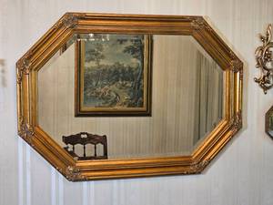 lot 66 image: Retro Regency Buffet Mirror