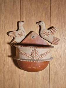 lot 151 image: Red Clay Spanish Fold Art Planter