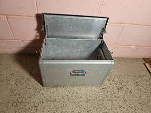lot 152 image: Port-O-Rator Aluminum Cooler