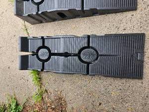 lot 177 image: Automotive Ramps
