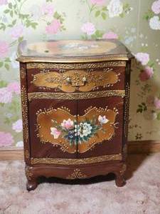 lot 286 image: Stunning Handpainted Floral Accent Cabinet Table
