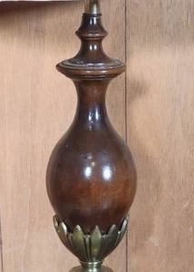 lot 256 image: Vintage Spun Wood Candlestick Lamp