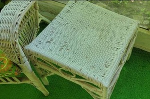 lot 81 image: White Wicker Arm Chair and Side Table