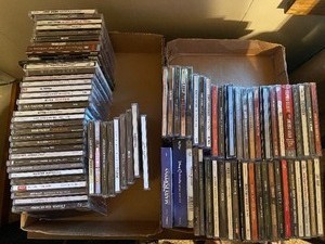 lot 61 image: Lot of 89 CDs