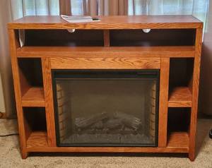 lot 79 image: TV Stand with Electric Fireplace Insert with Remote