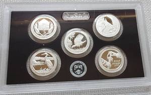 lot 48 image: 2015 US Mint Quarters Silver Proof Set