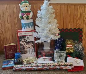 lot 99 image: Fiber Optic 29 Christmas Tree and decor lots