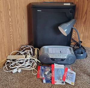 lot 124 image: Sony CD RadioCassette-Corder (Recorder) and Air Purifier