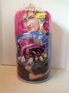 lot 129 image: Twin Comforter Bed Set (2 of 2) Big Time Rush