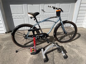 lot 84 image: Huffy Cranbrook Mens Bike