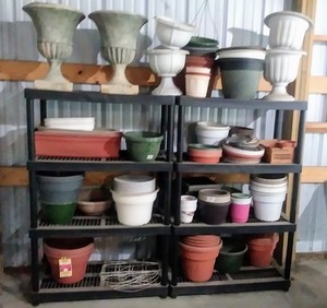 lot 115 image: Large Mixed LOT of Planting Pots