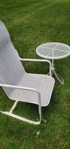 lot 128 image: White Metal Chair and Table