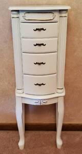 lot 11 image: Jewelry Armoire