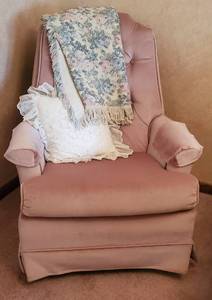 lot 155 image: Blush Pink Chair with Floral Throw and Pillow