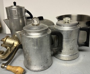 lot 229 image: Lot of Aluminum Coffee Pots, Vintage Popcorn Maker and Grinder