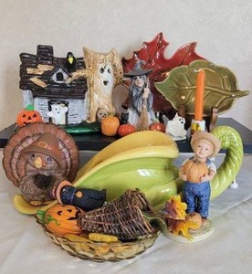 lot 48 image: Autumn Decor with Vintage Haunted House Ceramic