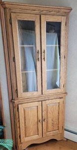 lot 211 image: Oak Corner Hutch