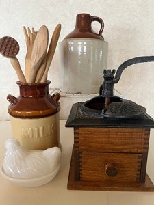lot 177 image: Coffee Mill, Enesco Milk Crock and nesting hen