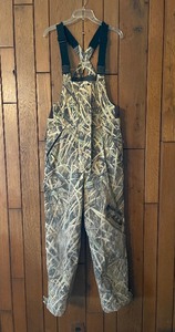 lot 274 image: Cabelas Size Large Insulated Bibs