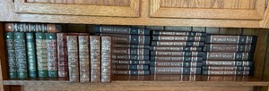 lot 288 image: Hardcover Books - Decor