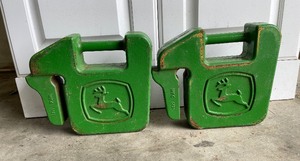 lot 352 image: Tractor Weights by John Deere 40lb