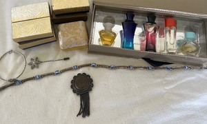 lot 303 image: Perfume Miniatures and Jewelry Lot
