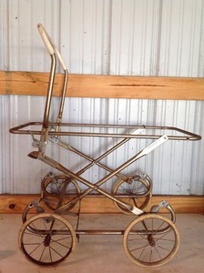 lot 86 image: Vintage 1900s Metal Stroller