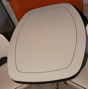 lot 340 image: Vintage Retro Chrome Leg Table and Two Chairs