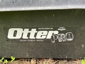 lot 105 image: Otter Pro Sled and Hitch