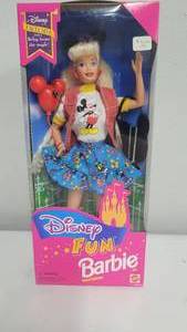 lot 17 image: Disney Fun Barbie 1995 Disney Exclusive NRFB