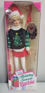 lot 45 image: Holiday Season Barbie 1996 NRFB