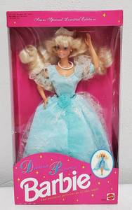 lot 33 image: Dream Princess Barbie 1992 NRFB