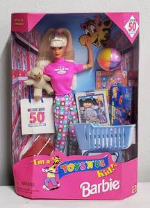 lot 119 image: Im a Toys R Us Kid Barbie 1997 NIB
