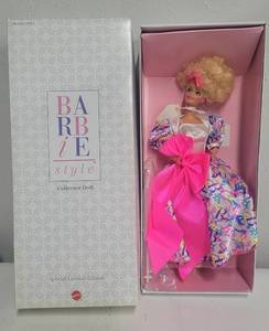 lot 134 image: Barbie Style Collector Doll 1990 Special Edition NIB