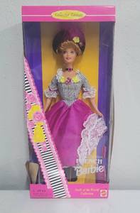 lot 139 image: Dolls of the World Collection French Barbie 1996 2nd Edition NIB