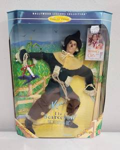 lot 158 image: Ken as the Scarecrow in the Wizard of Oz 1996 Hollywood Legends Collection NIB