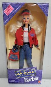 lot 174 image: The Arizona Jean Company Barbie 1995 NRFB