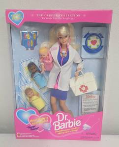 lot 269 image: Doctor Barbie 1995 The Career Collection NRFB Special Edition
