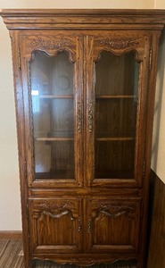 lot 57 image: Ethan Allen Hutch