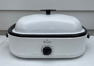 lot 248 image: Rival Roaster Oven