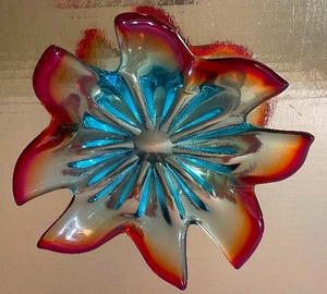 lot 32 image: Murano Italy Blown Art Glass Red Turquoise