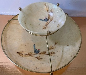 lot 34 image: Vintage MCM Fiberglass Snack Set Bluebird