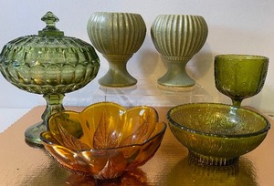 lot 42 image: Avocado Green and Amber Glass, Green Floraline Planters